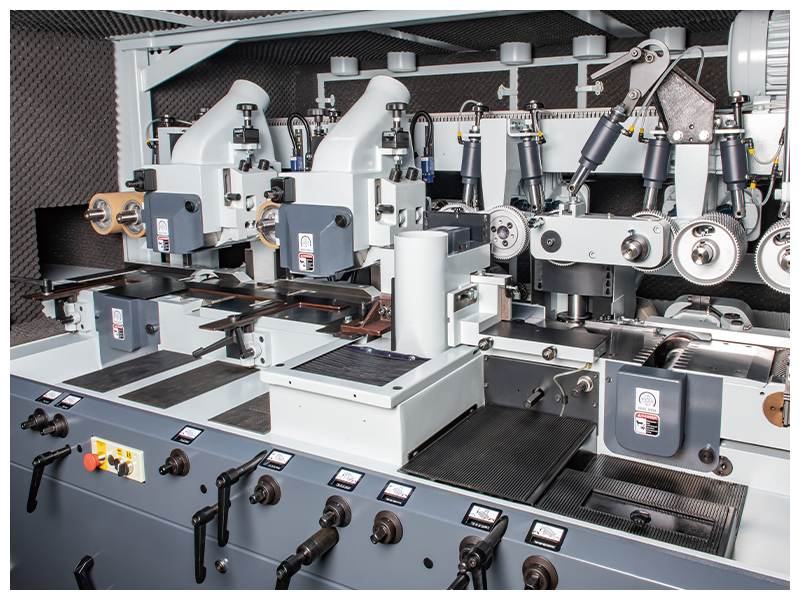Leadermac-Compact-Moulder-Series-Short-Stock-Feeder.jpg